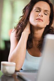 Nackenschmerzen aufgrund von Osteochondrose